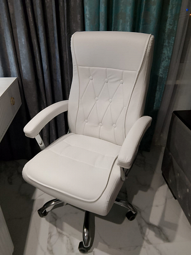 Компьютерное кресло Class white фото покупателя 54