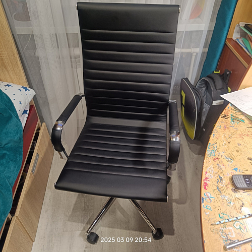 Компьютерное кресло Reus черная сетка / хром фото покупателя 72