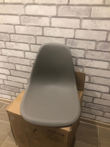 Пластиковый стул Eames PC-015 серый фото покупателя 329