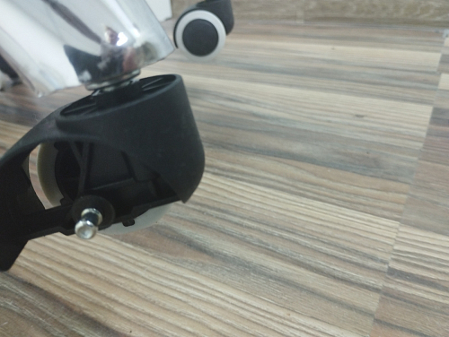 Компьютерное кресло Kolin с подушкой clear / white фото покупателя 441