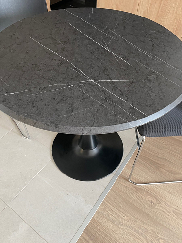 Стол Тулип 90х73 дуб вотан / белый  - Уцененный экземпляр фото покупателя 16