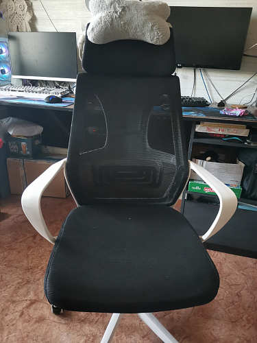 Компьютерное кресло Golem black / white фото покупателя 31