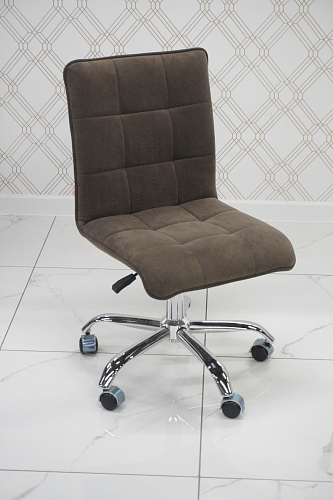 Компьютерное кресло Zero молочный 4 из шоурума 4