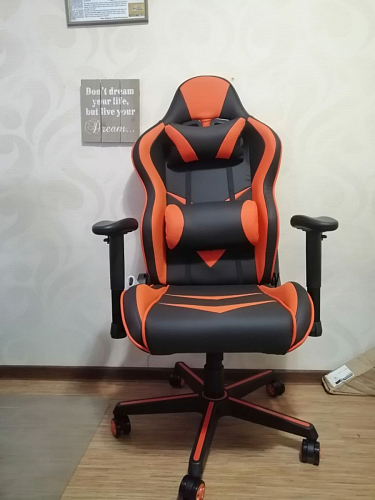 Компьютерное кресло Racer черный / красный / бежевый фото покупателя 167