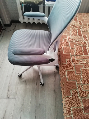 Компьютерное кресло Konfi gray / blue / white фото покупателя 92