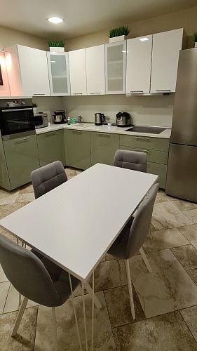 Стул на металлокаркасе Чилли черный / зеленый фото покупателя 796