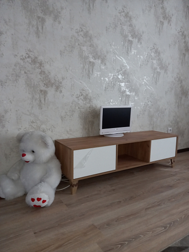 ТВ-тумба Эго Т-3 на ножках бетон светлый / белый глянец фото покупателя 18