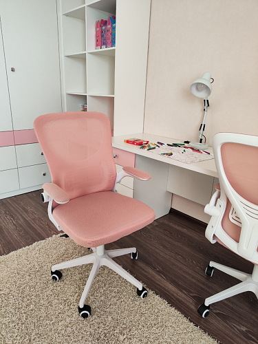 Компьютерное кресло Konfi dark gray / pink / white фото покупателя 116