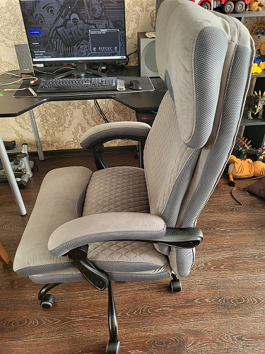 Компьютерное кресло Chief metalBL серый велюр фото покупателя 3