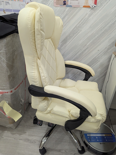 Компьютерное кресло Kolson whitе фото покупателя 135