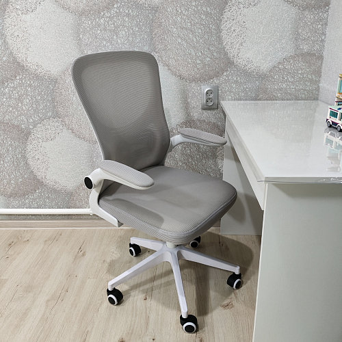 Компьютерное кресло Konfi light gray / blue / white фото покупателя 248