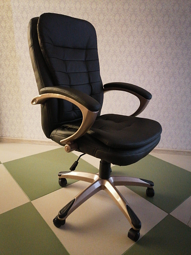 Компьютерное кресло Palamos черное фото покупателя 25