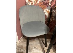 Стул на металлокаркасе Gabi 1 бежевый / черный с серебряными наконечниками фото покупателя 322