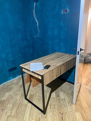 Письменный стол Леон Лофт дуб делано светлый / белый матовый фото покупателя 206