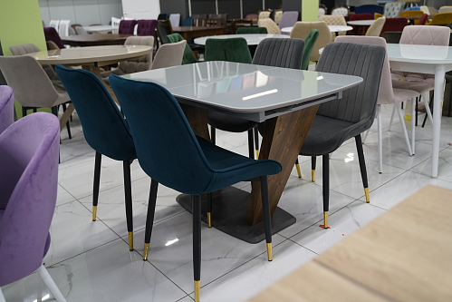 Стол на тумбе Петир 120(160)х80х75 серый / орех кантри из шоурума 1