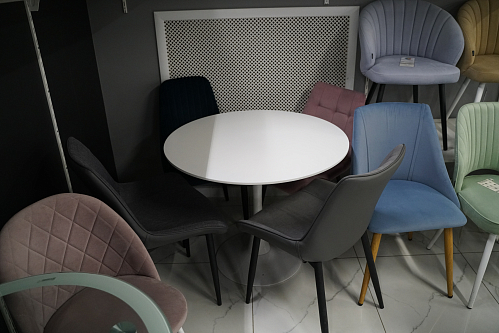 Стол Tulip 90 black из шоурума 4