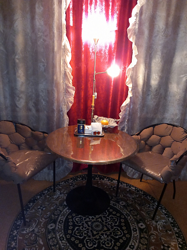 Стол Тулип 90х73 белый мрамор / золото фото покупателя 111