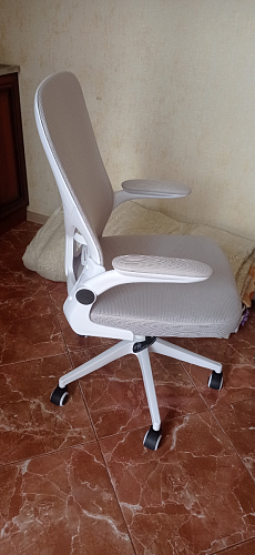 Компьютерное кресло Konfi light gray / white фото покупателя 295