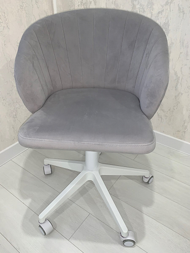 Компьютерное кресло Пард экокожа белый фото покупателя 68