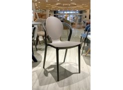 Пластиковый стул Spoon латте из шоурума 1