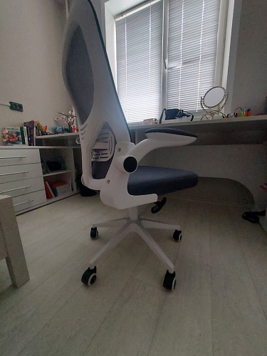 Компьютерное кресло Konfi light gray / blue / white фото покупателя 23